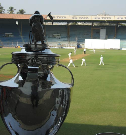 Batsmen put Saurashtra, Uttar Pradesh, Himachal on top