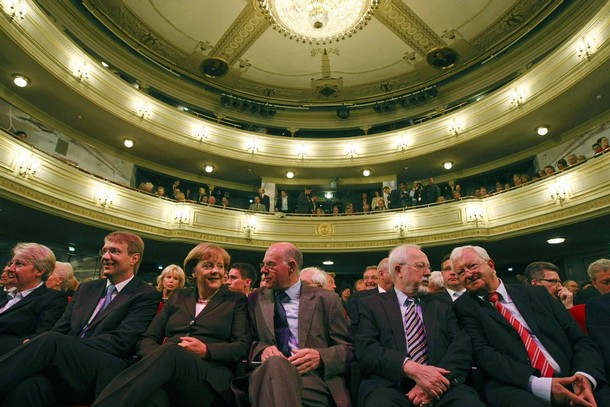 Germany marks 60th anniversary with Berlin ceremony