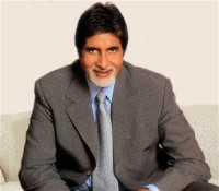 Bachchans, Kapoors bond over dinner