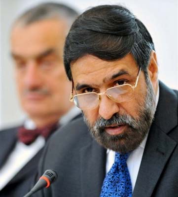 Anand Sharma reiterates need for equal rights for Lankan Tamils