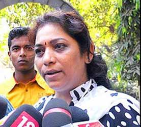 Court removes Kasab''s lawyer Waghmare for misconduct