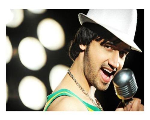Atif Aslam to croon at Muscat’s ‘Salaam 2011’ on Oct 6