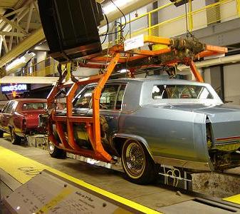 Auto companies expanding capacities with their fingers crossed
