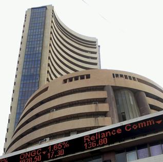 Indian markets slump on political worries