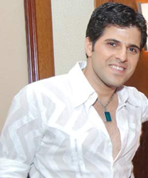 Bhakhtiyaar accepts Rs.1 mn, walks out of 'Bigg Boss'