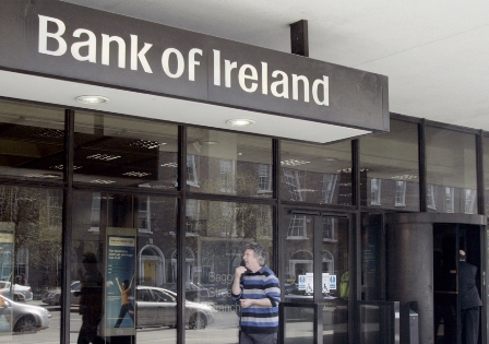 Bank of Ireland not to include pay cuts in cost cutting plan