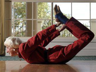 Meet the 83-year-old yoga ‘supergran’ who can bend over backwards!