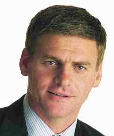 English believes New Zealand dollar is still overvalued