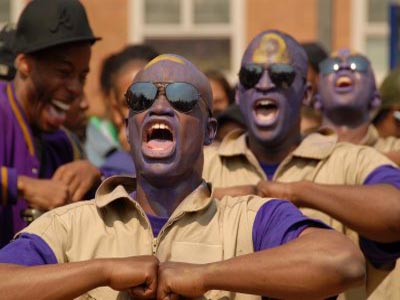 Four black men sue K.C. bar over discrimination