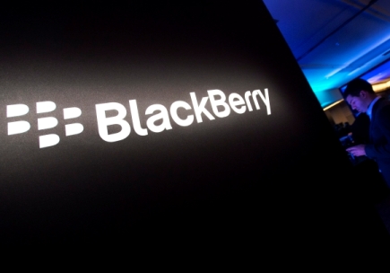 Blackberry reports net loss of 148M dollars for third fiscal quarter