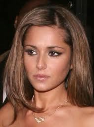 Cheryl Cole Criticized For Miming Live Performance