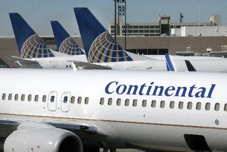 Continental reaches an agreement with flight attendants