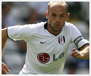 Skipper Murphy signs new Fulham deal