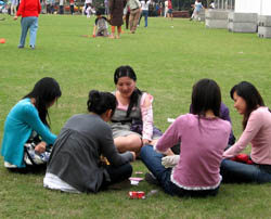 Sunny Sunday for Delhi