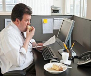 People in desk jobs gain weight for sure: Survey