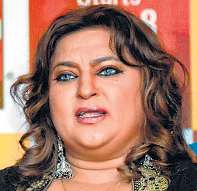 Bigg Boss 4: Will <b>Dolly Bindra</b> Prove Herself As A Good Captain? - Dolly-Bindra_4