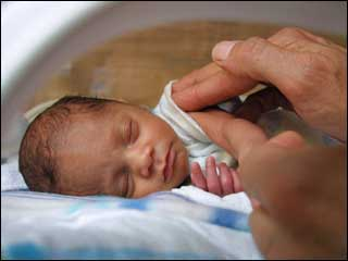 Early birth babies face higher risk of poor health, study