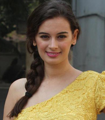 Evelyn-Sharma