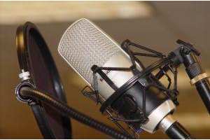 FM-radio-broadcasting