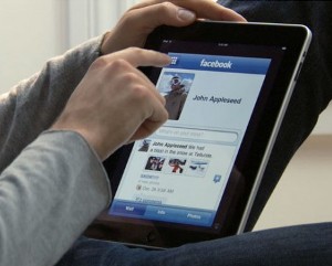 Facebook Messenger finally arrives on iPad