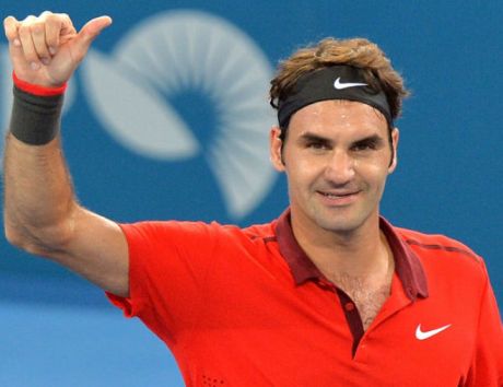 Federer beats Raonic