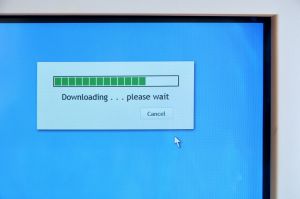 Hurt Locker producer to take action against illegal file-sharers