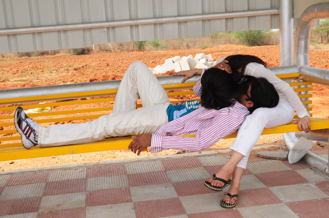 ‘Galli Kurrollu’ canning songs