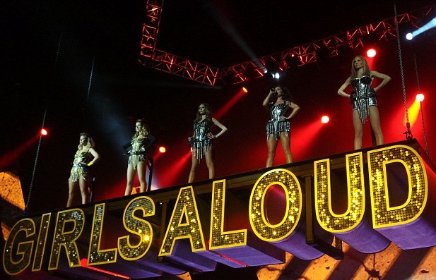 Girls Aloud announce split
