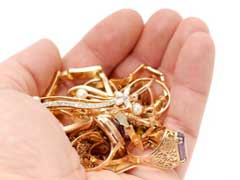 Govt. can ease gold jewellery carry limit soon