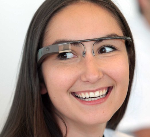 Google invites testers for Google Glass trial in the US