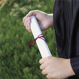Graduates believe job market is improving