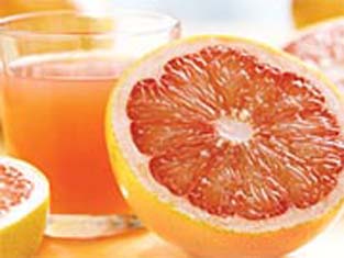 Grapefruit juice boosts anti-cancer drug''s effects