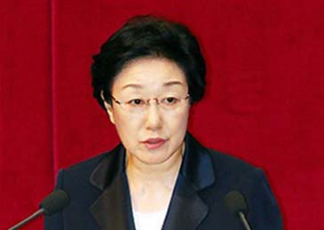 Former South Korean premier arrested on bribery charge