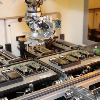 Handset-Manufacturing