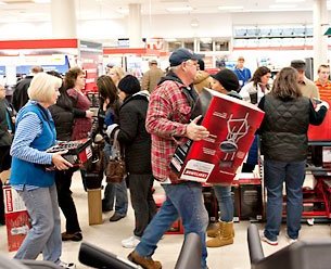 Stores attracting last minute Christmas shoppers