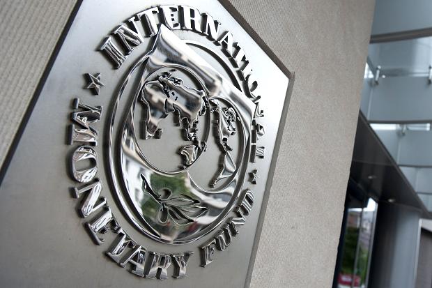 IMF: Serbia in recession, must meet terms for IMF loan 