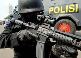 Police raid suspected militant safe house, 4 reported dead