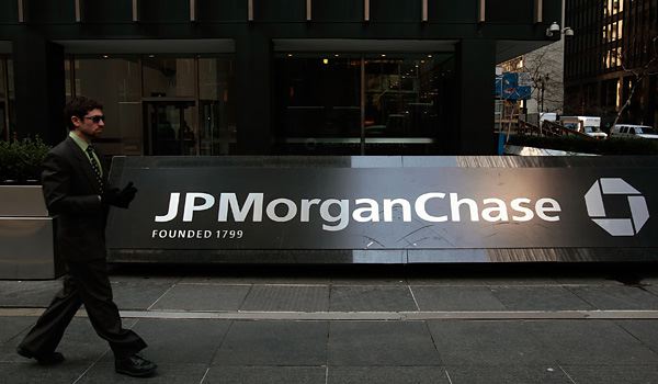 US authorities to arrest two former JPMorgan Chase employees