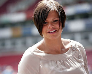 Jade Goody determined to carry on with TV show