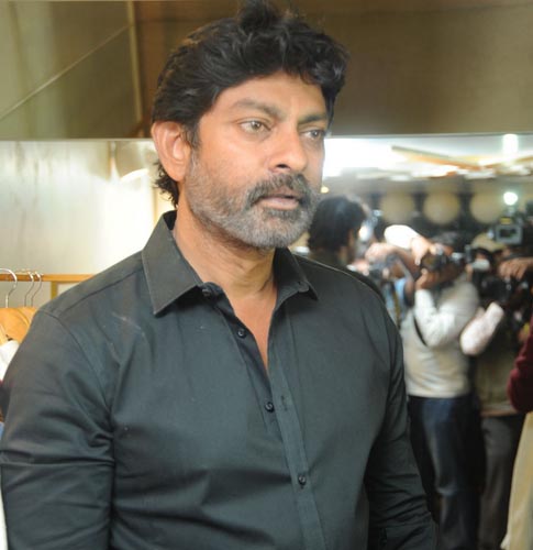 Jagapathi Babu keen on mature roles in second innings