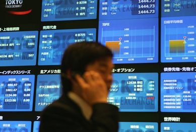 Japanese stocks fall on US losses, higher oil prices