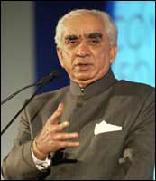 Jaswant Singh resigns as PAC chairman finally