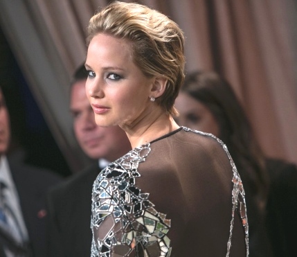 J Law wants a man who will 'let her be herself'