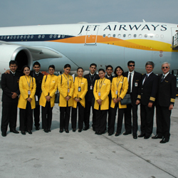 Jet Airways posts net loss of Rs.406 cr