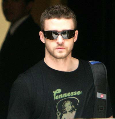 Justin Timberlake loves his bespectacled look