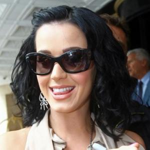 Katy Perry loves everything ‘English’