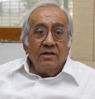 Kirit Parikh Panel recommends deregulating diesel prices in two years