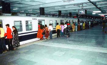 Metro facility disturbed once again in Kolkata
