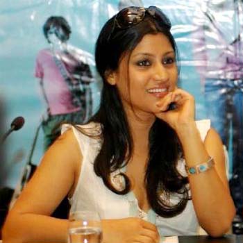 'Obedient actress' Konkona not enamoured by glamour