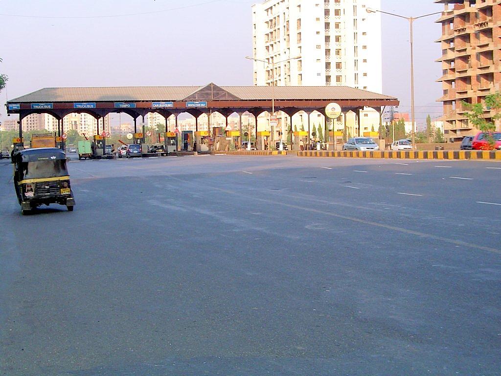 Lal Bahadur Shastri (LBS) Marg